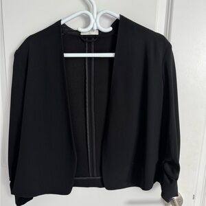 Aritzia Babaton black blazer size
